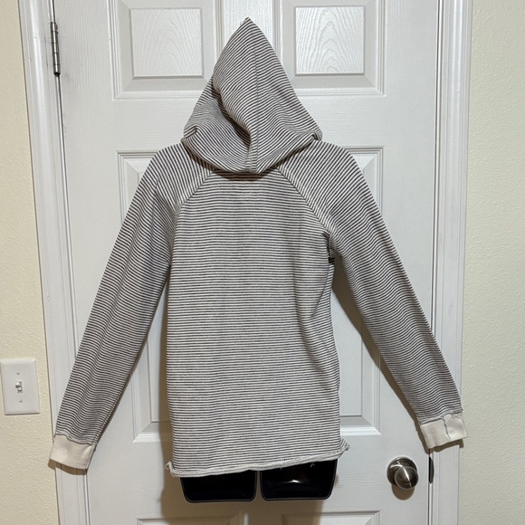Blue 84 Black/White Striped Okaloosa Island Hoodie Size Small - Picture 11 of 11